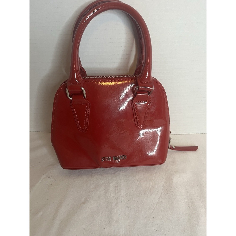 Steve Madden Small  Patten Leather Handbag  With Removable Shoulder Strap.